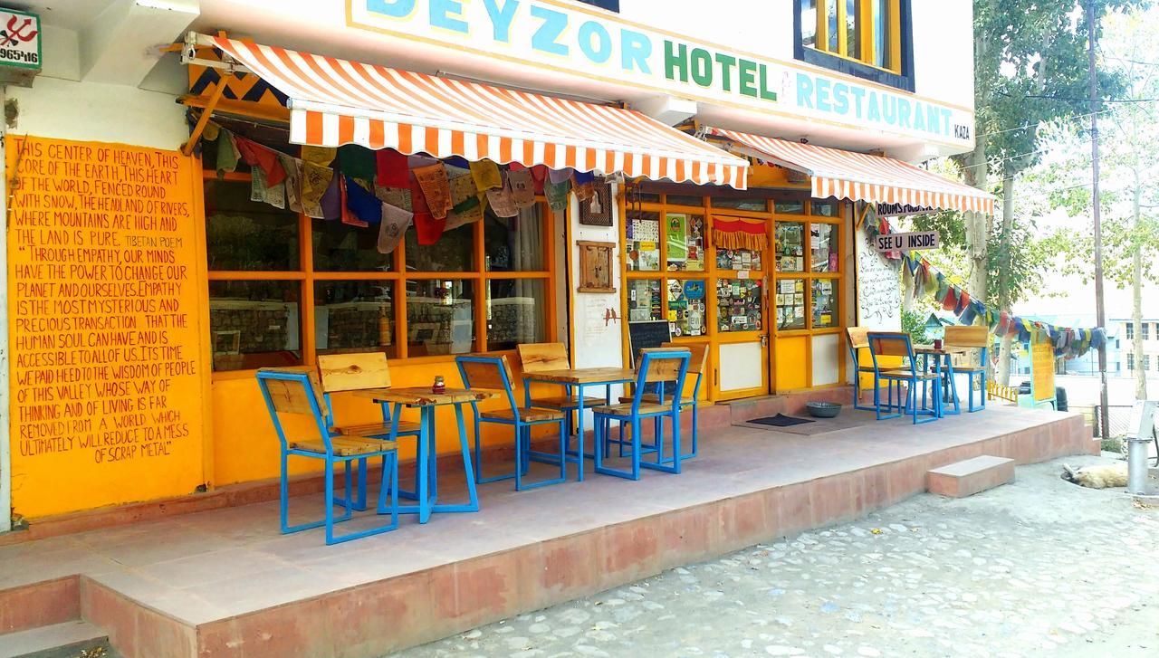 Hotel Deyzor Kaza Dış mekan fotoğraf