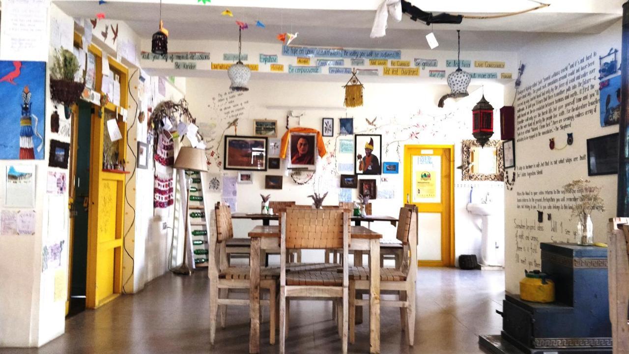 Hotel Deyzor Kaza Dış mekan fotoğraf